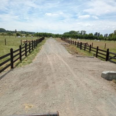 CIERRES Traqueras entradas Fundo Praderas de Frutillar